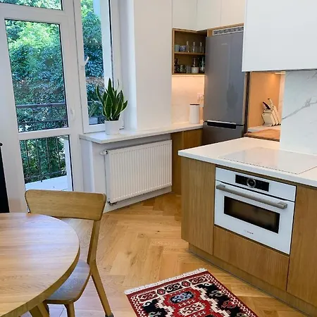 Two Separate Bedrooms. Air Condition, Centre Kraków